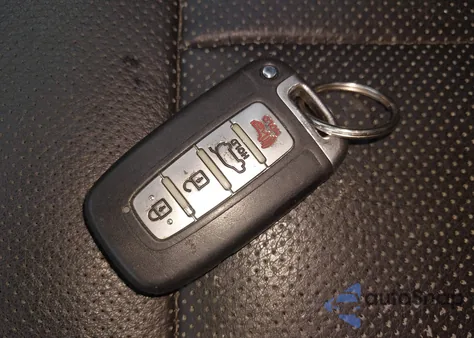 2014 Hyundai Veloster Turbo W/Black from USA, damaged, VIN KMHTC6AE7EU191851